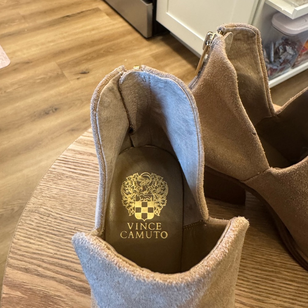 Vince Camuto Tan Ankle Booties - Picture 3 of 9